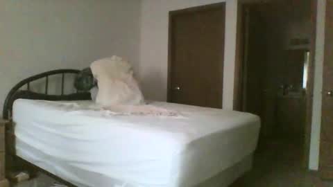 Snapshot of greatgazu chatting on 25, 10, 2025 hotforyou69 online show from 25, 10, 2025