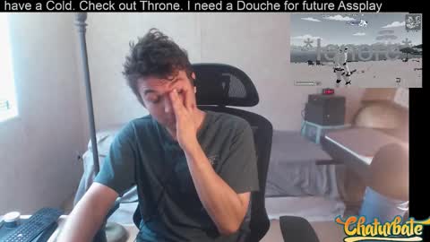 Snapshot of greendynomite_04 chatting on 22, 11, 2025 greendynomite_04 online show from 22, 11, 2025