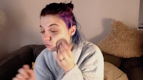 Snapshot of greenelfapril chatting on 17, 1, 2025 April online show from 17, 1, 2025