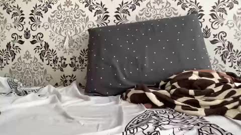 Snapshot of greenelfapril chatting on 13, 2, 2025 April online show from 13, 2, 2025