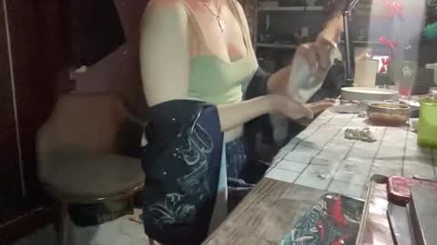 Snapshot of greenelfapril chatting on 12, 11, 2025 April online show from 12, 11, 2025