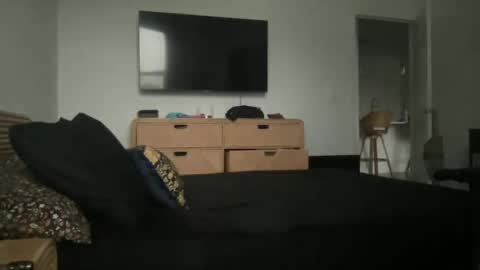 mila 3 online show from 23, 1, 2025