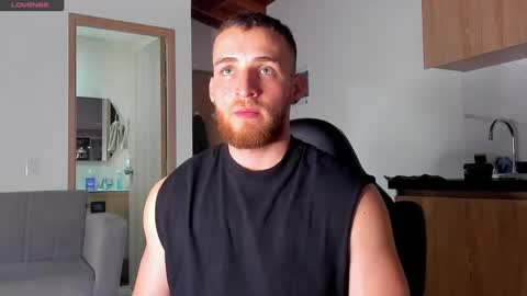 Snapshot of greeneyes_col chatting on 4, 2, 2025 Juan online show from 4, 2, 2025