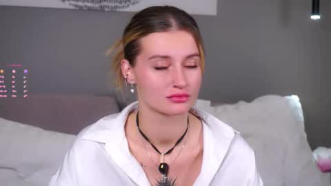 Kelly online show from 5, 12, 2025