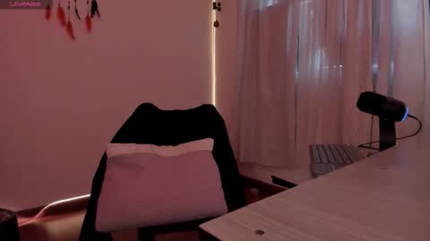 Snapshot of greenwine_gh chatting on 3, 12, 2025 Medussa online show from 3, 12, 2025