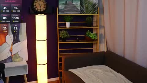 Ivy online show from 21, 11, 2025