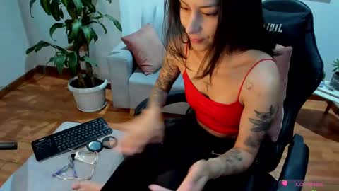 Snapshot of greta_miss chatting on 4, 2, 2025 Emmy online show from 4, 2, 2025