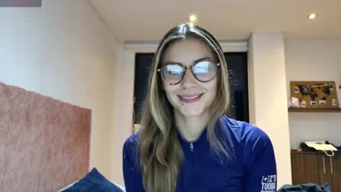 Snapshot of greta_miss chatting on 24, 5, 2026 Emmy online show from 24, 5, 2026