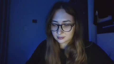 Snapshot of greta_shine chatting on 21, 4, 2026 greta_shine online show from 21, 4, 2026