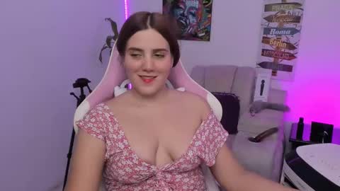 Snapshot of greta_smith2 chatting on 25, 1, 2025 Greta online show from 25, 1, 2025