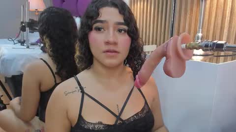 G R E T T A   Try my PVT  online show from 27, 11, 2025