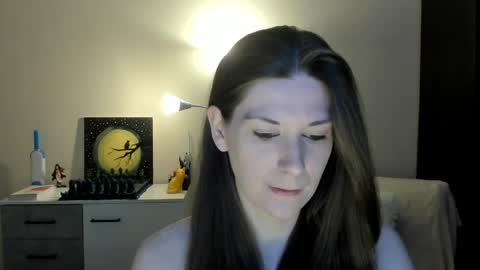 Snapshot of gretamiln chatting on 11, 4, 2026 Greta online show from 11, 4, 2026