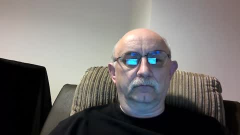 Snapshot of grey_dom chatting on 1, 1, 2025 Master  Sir online show from 1, 1, 2025