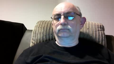 Snapshot of grey_dom chatting on 5, 1, 2025 Master  Sir online show from 5, 1, 2025