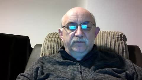Snapshot of grey_dom chatting on 8, 1, 2025 Master  Sir online show from 8, 1, 2025