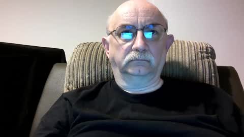Snapshot of grey_dom chatting on 9, 1, 2025 Master  Sir online show from 9, 1, 2025