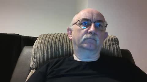 Snapshot of grey_dom chatting on 12, 10, 2025 Master  Sir online show from 12, 10, 2025
