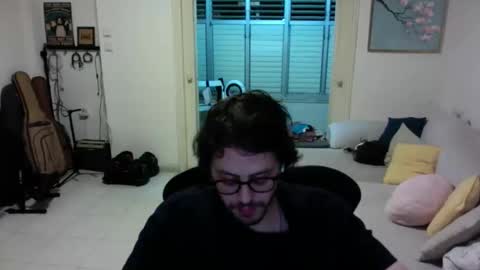 grey_uchi online show from 8, 5, 2026