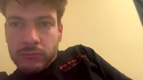 Snapshot of greyvan96 chatting on 13, 11, 2025 Perfectlyaveragesavage online show from 13, 11, 2025