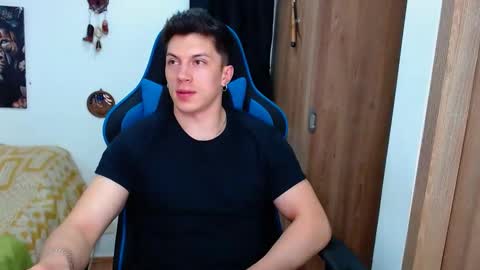 griego01 online show from 5, 1, 2025