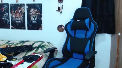 griego01 online show from 11, 3, 2025