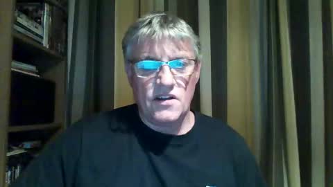 Snapshot of ground_control_to_major_tom chatting on 25, 4, 2026 Major Tom online show from 25, 4, 2026