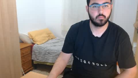 Snapshot of gsendra chatting on 12, 1, 2025 gsendra online show from 12, 1, 2025