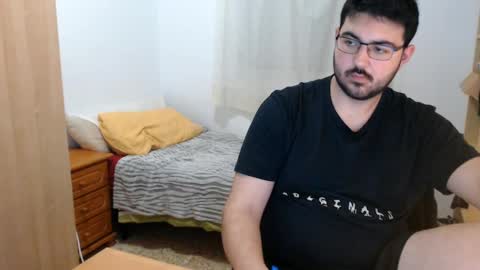 Snapshot of gsendra chatting on 12, 1, 2025 gsendra online show from 12, 1, 2025