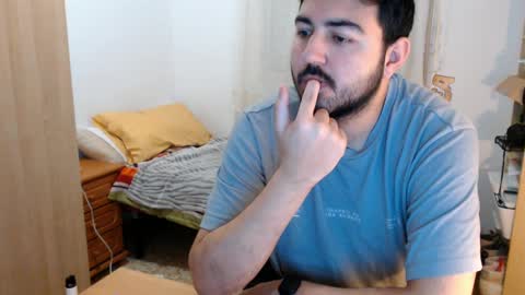 Snapshot of gsendra chatting on 27, 1, 2025 gsendra online show from 27, 1, 2025