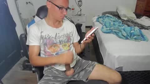 guachin_new online show from 6, 12, 2024