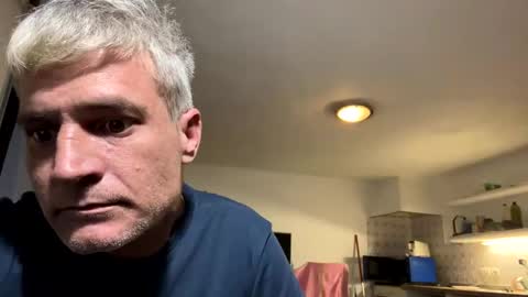 guardiannif_ online show from 9, 3, 2025