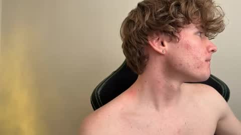 Snapshot of gucciboi4 chatting on 18, 1, 2026 gucciboi4 online show from 18, 1, 2026