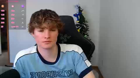 Snapshot of gucciboi4 chatting on 15, 3, 2026 gucciboi4 online show from 15, 3, 2026