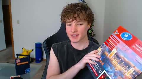 Snapshot of gucciboi4 chatting on 26, 4, 2026 gucciboi4 online show from 26, 4, 2026