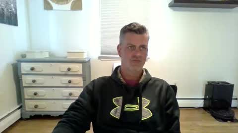 Snapshot of gudguy2025 chatting on 20, 4, 2026 gudguy2025 online show from 20, 4, 2026