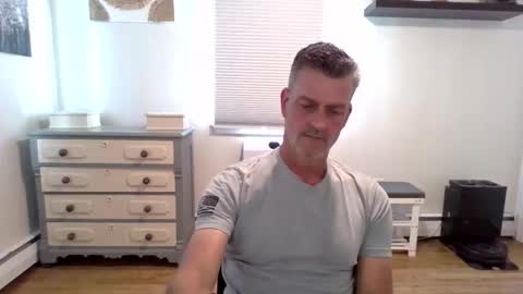 gudguy2025 online show from 28, 5, 2026
