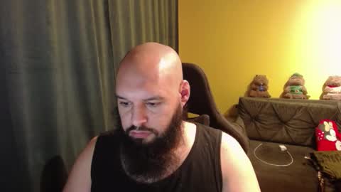 Snapshot of guessswho24 chatting on 26, 10, 2025 Ayan online show from 26, 10, 2025