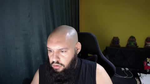 Snapshot of guessswho24 chatting on 30, 11, 2025 Ayan online show from 30, 11, 2025