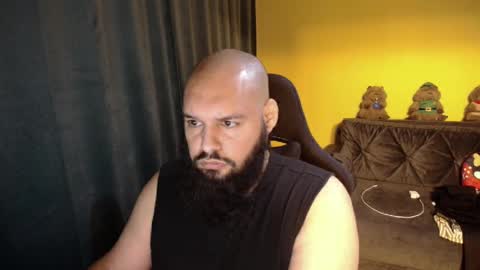 Snapshot of guessswho24 chatting on 30, 11, 2025 Ayan online show from 30, 11, 2025