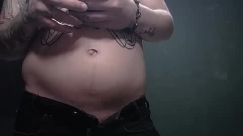 Snapshot of guesswhatbitch chatting on 30, 9, 2025 GuessWhatBitch online show from 30, 9, 2025