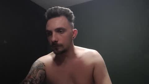 Snapshot of guesswhatbitch chatting on 12, 10, 2025 GuessWhatBitch online show from 12, 10, 2025