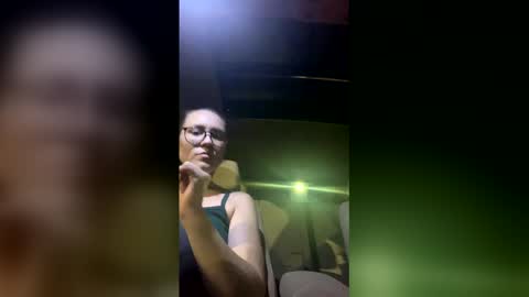 Snapshot of guib01 chatting on 21, 4, 2026 guib01 online show from 21, 4, 2026