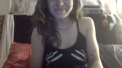 Snapshot of guidemeslow chatting on 29, 3, 2026 I hope my ex can see this online show from 29, 3, 2026