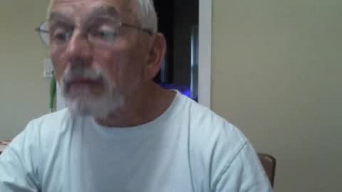 Snapshot of gulfcoast1952 chatting on 16, 2, 2025 Roy online show from 16, 2, 2025