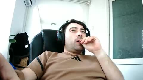 Snapshot of guliverreal chatting on 2, 3, 2026 guliverreal online show from 2, 3, 2026