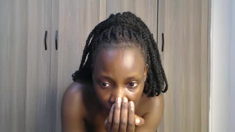 Miss Incredible online show from 3, 11, 2025