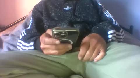 Snapshot of gunishment chatting on 16, 11, 2025 gunishment online show from 16, 11, 2025