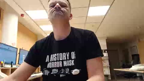 Snapshot of guschidick chatting on 14, 12, 2025 guschidick online show from 14, 12, 2025