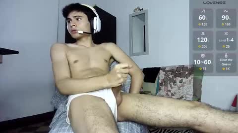 Snapshot of guts1_ chatting on 30, 10, 2025  Guts  online show from 30, 10, 2025