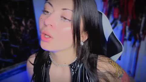Snapshot of guxplo chatting on 25, 3, 2026 Antonella online show from 25, 3, 2026